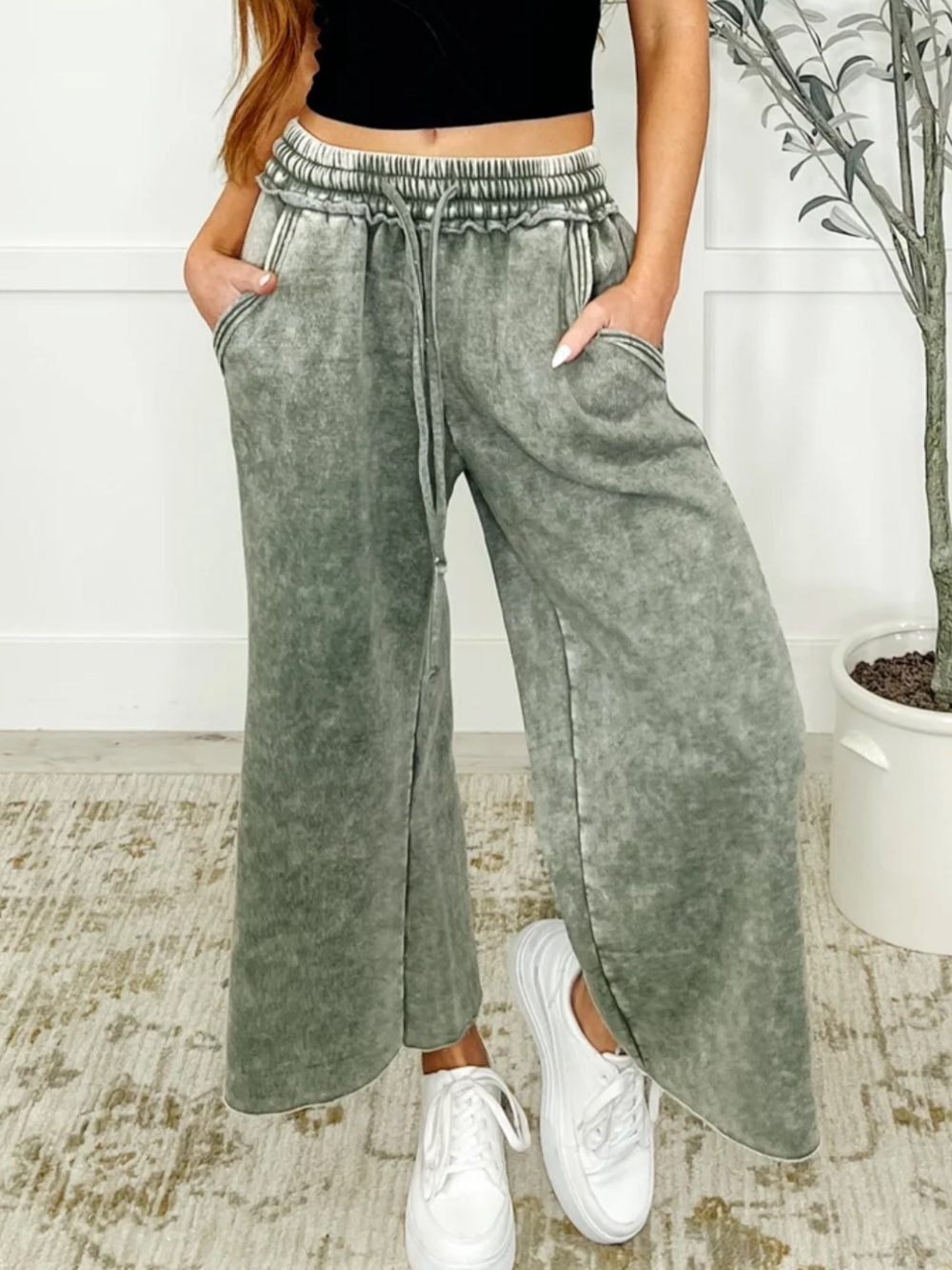NWT💚Zenana Acid Washed Fleece Palazzo Light Olive